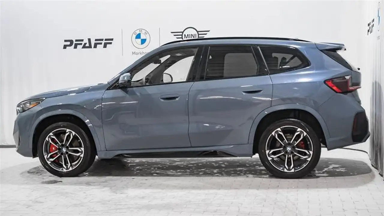 BMW X1 снимка BMW X1