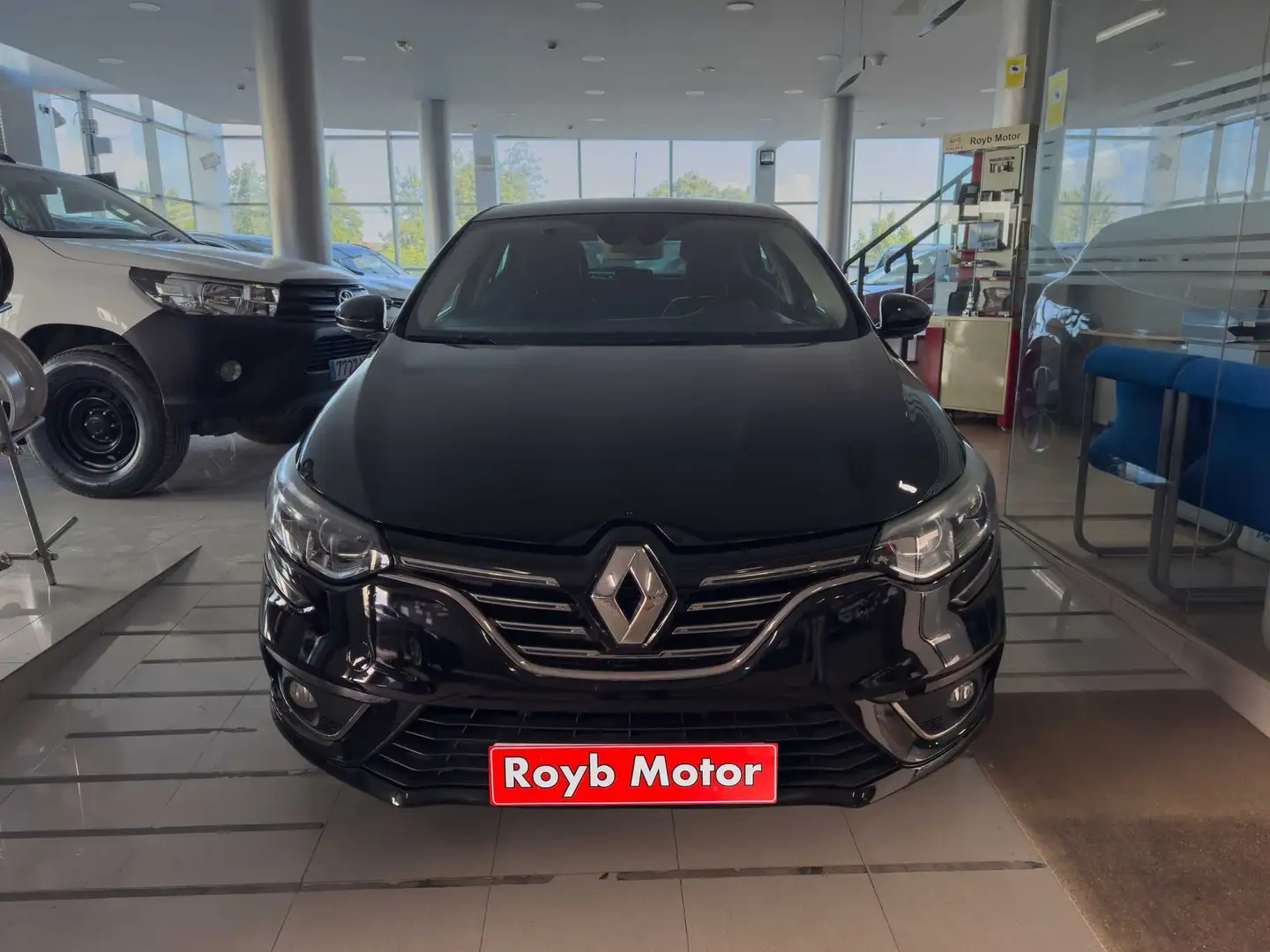 Renault Megane 1.3 TCe GPF Zen EDC 103kW Negro - 2