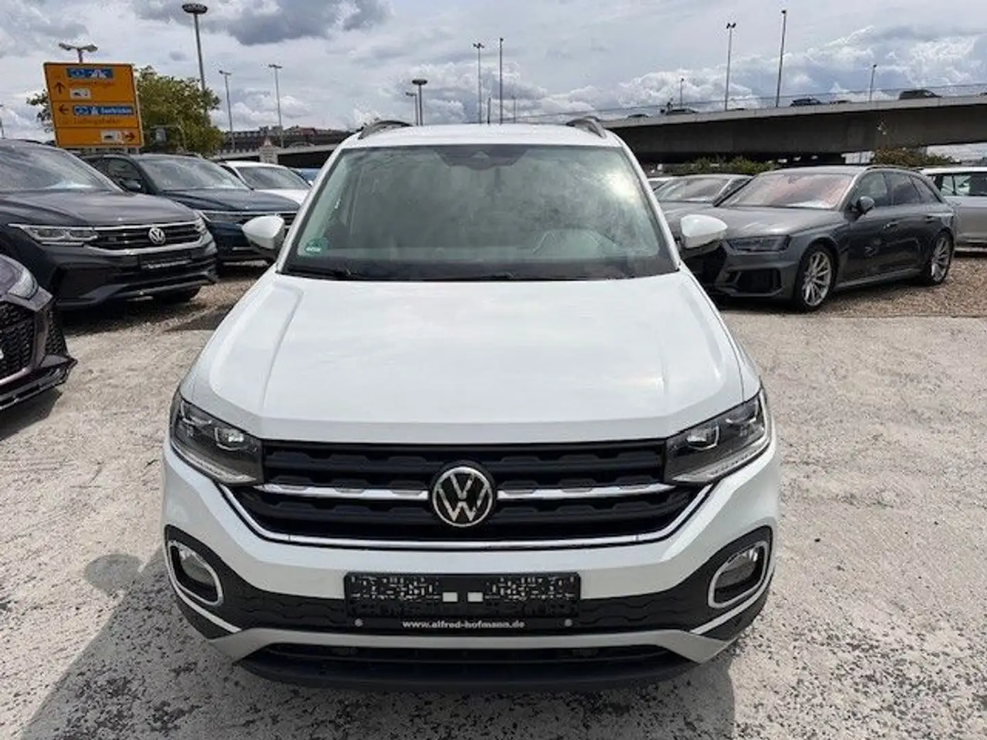 Volkswagen T-Cross Active 1,0 TSI KAMERA*AUTOMATIK Weiß - 2
