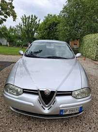 1.8 ts 16v Distinctive