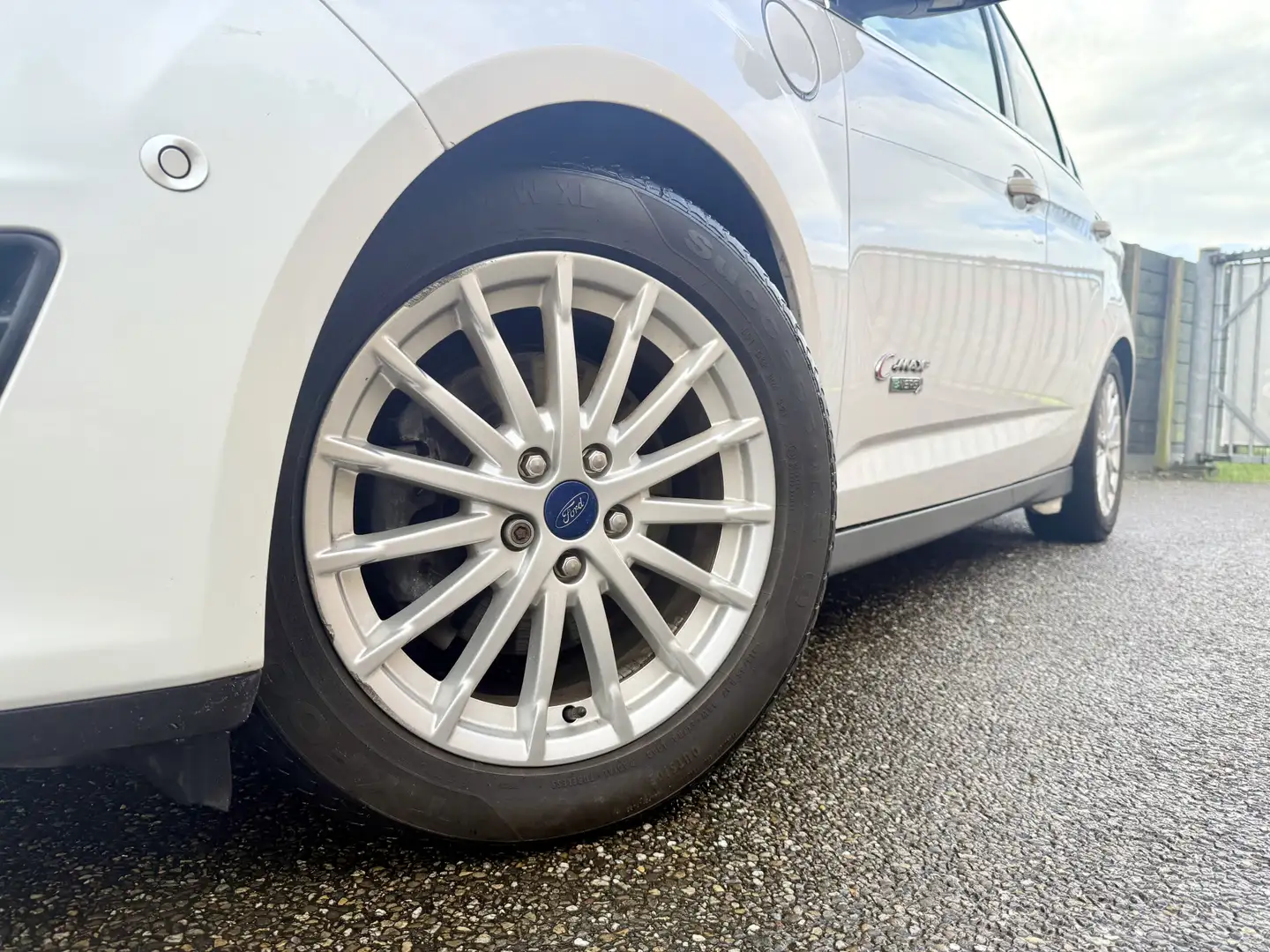 Ford C-Max 2.0 Plug-in Hybrid Titanium Plus dealer onderhoude Wit - 2