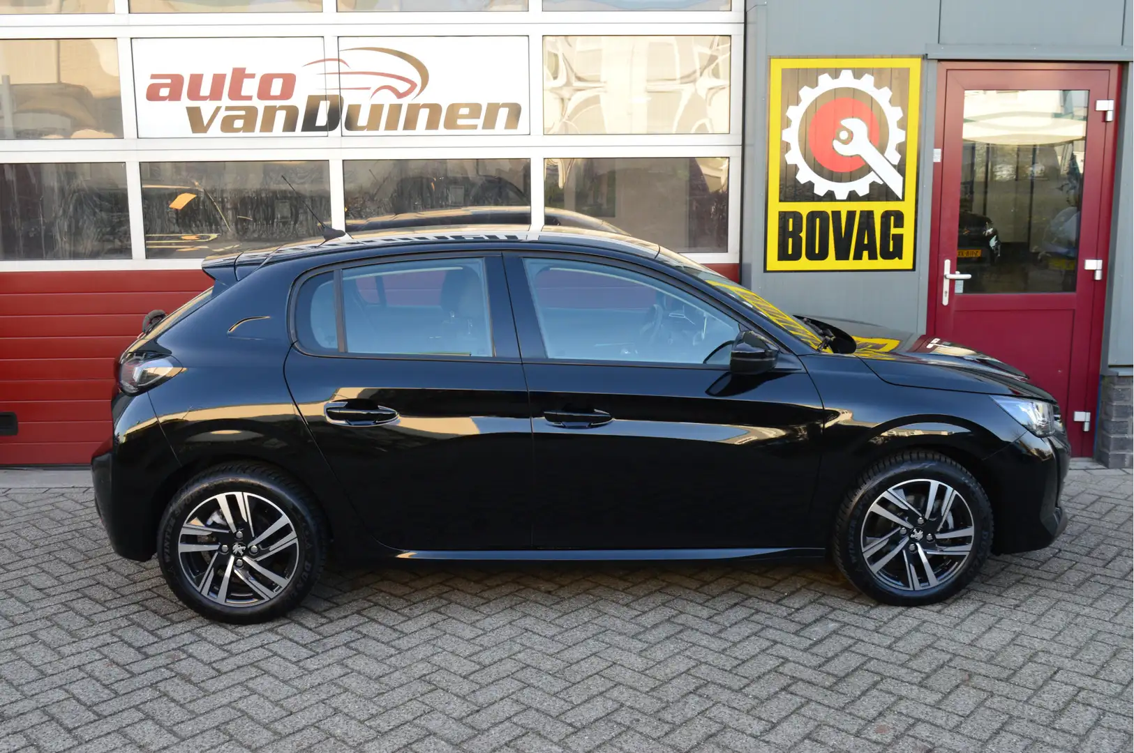 Peugeot 208 1.2 PureTech Allure O.a: Carplay, DAB, Clima, Crui Noir - 2