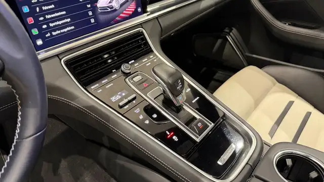 Porsche Panamera Turbo S E-Hybrid PHEV Aut. Ansicht 19