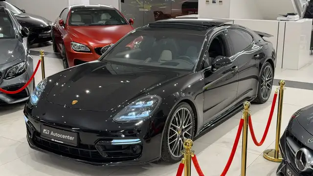 Porsche Panamera Turbo S E-Hybrid PHEV Aut. Ansicht 2