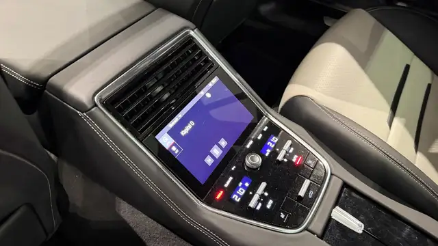 Porsche Panamera Turbo S E-Hybrid PHEV Aut. Ansicht 27