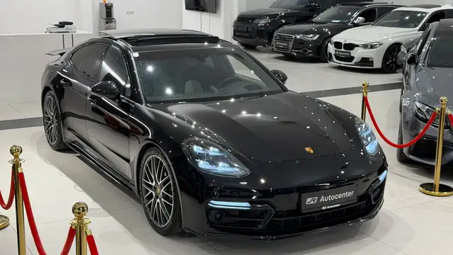 Porsche Panamera Turbo S E-Hybrid PHEV Aut. Ansicht 6