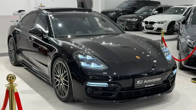 Porsche Panamera Turbo S E-Hybrid PHEV Aut. Ansicht 5
