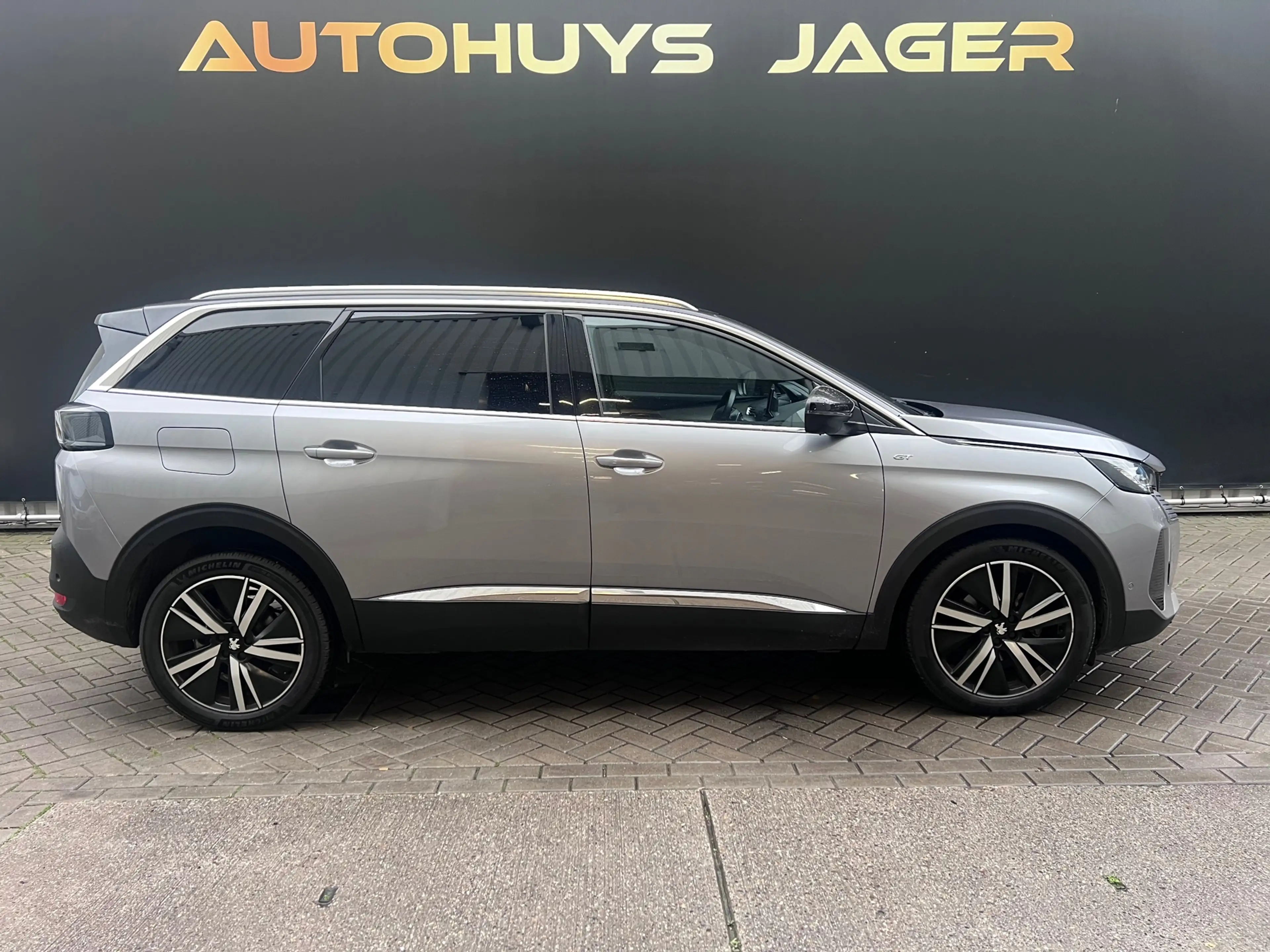 Peugeot 5008 1.2 PureTech GT — photo 7