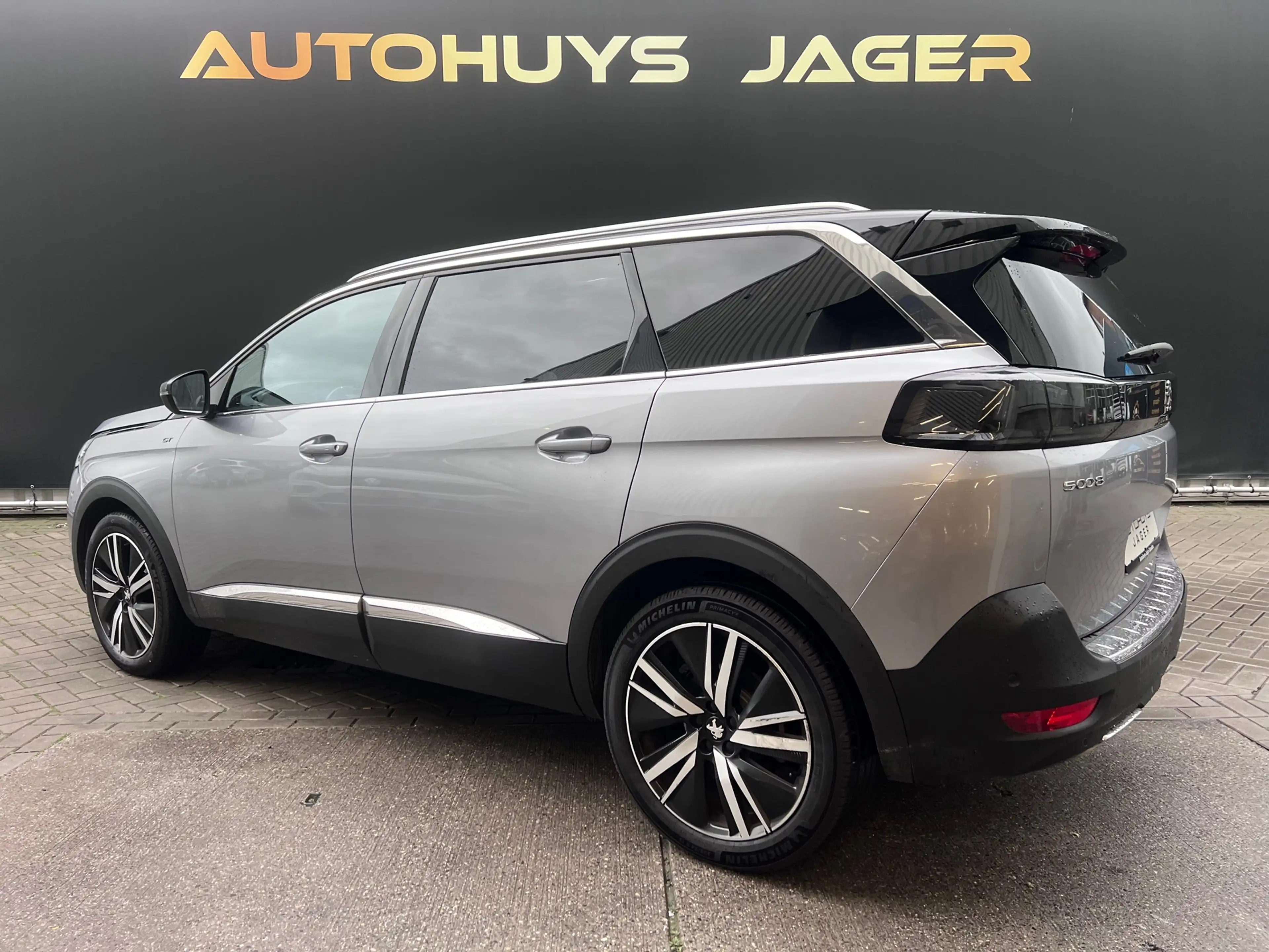Peugeot 5008 1.2 PureTech GT — photo 4