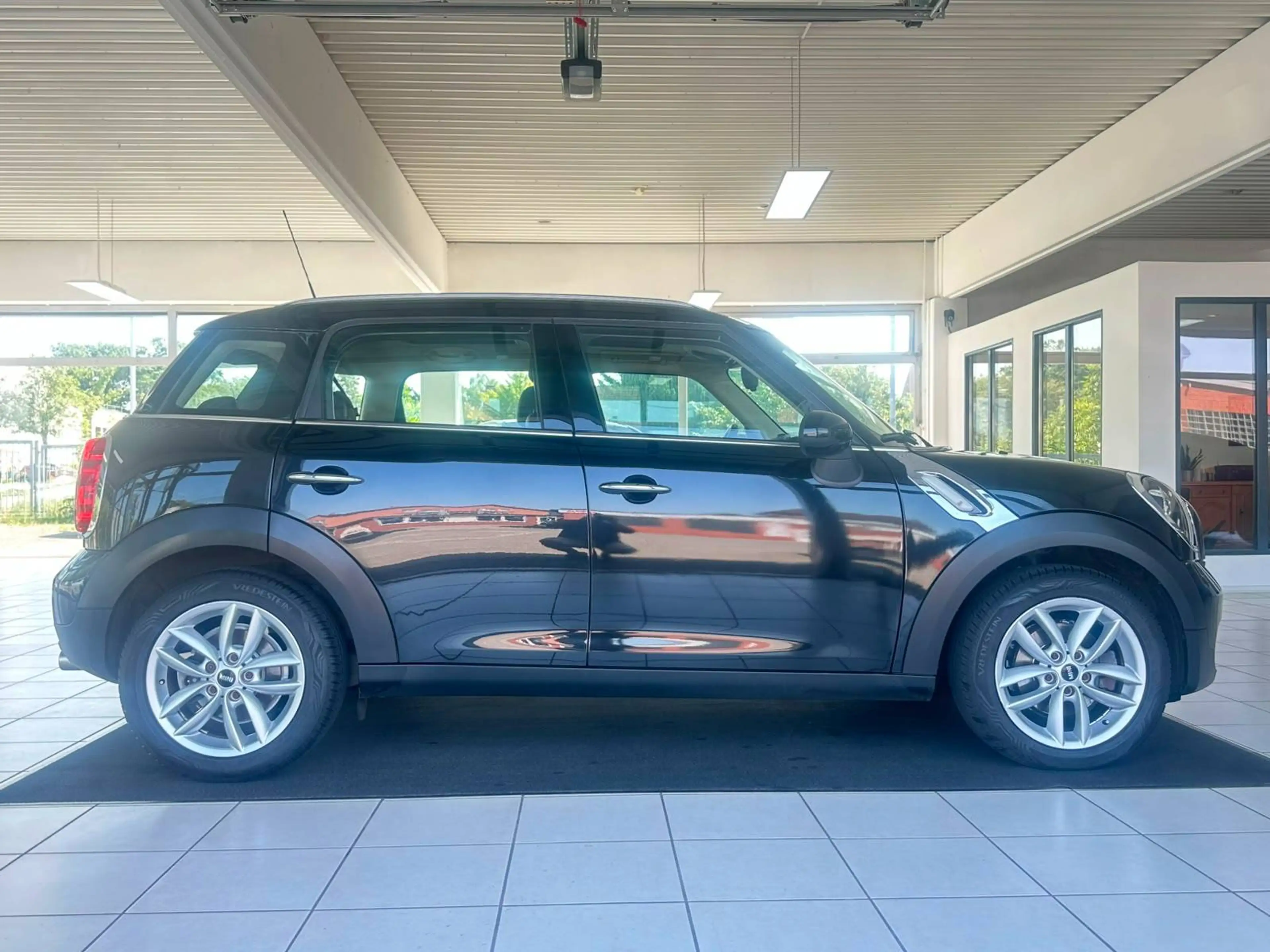 MINI Cooper D Countryman Cooper D — photo 7