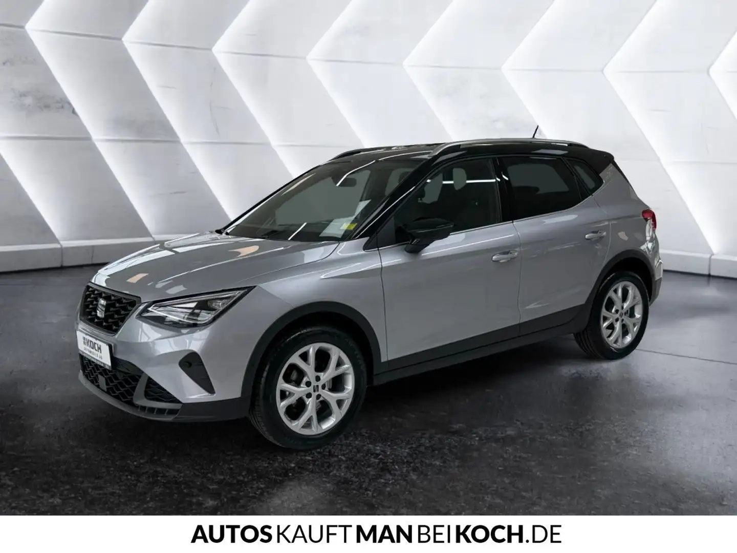SEAT Arona 1.0 TSI FR DSG LED Navi SHZ PDC Bluetooth Plateado - 2