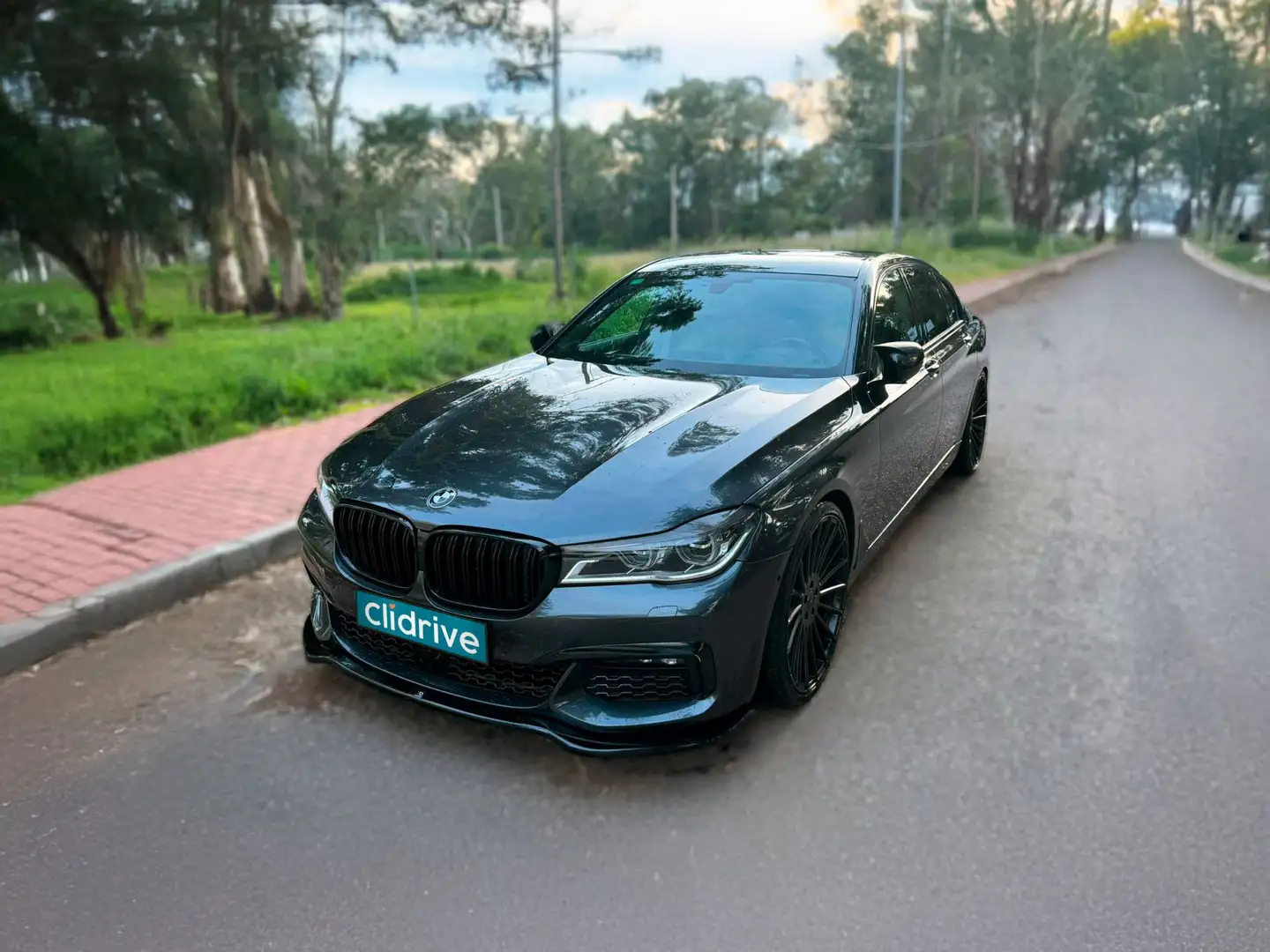 BMW 730 730dA Чорний - 2