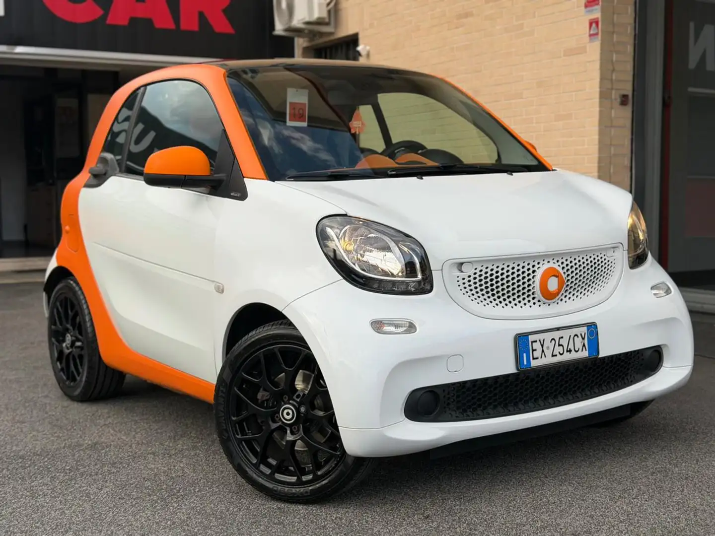 smart forTwo 70 1.0 twinamic Sport edition 1 (NESSUN VINCOLO) Bianco - 1