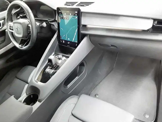 Polestar 2 view 9