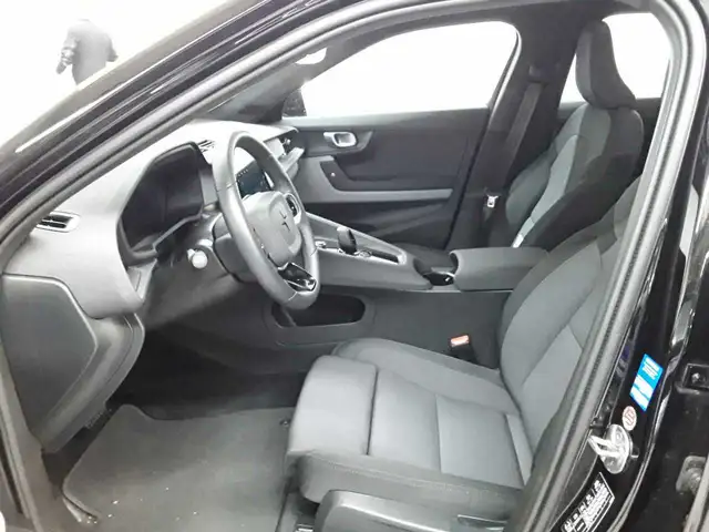 Polestar 2 view 7