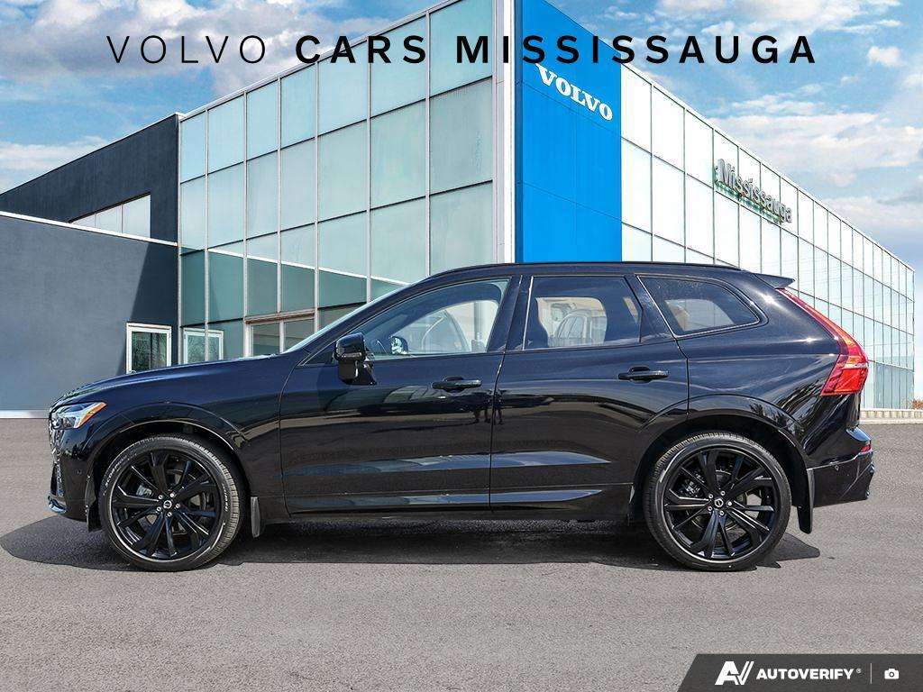 2024 Volvo XC60 B5 AWD Ultimate Black Edition — снимка 1