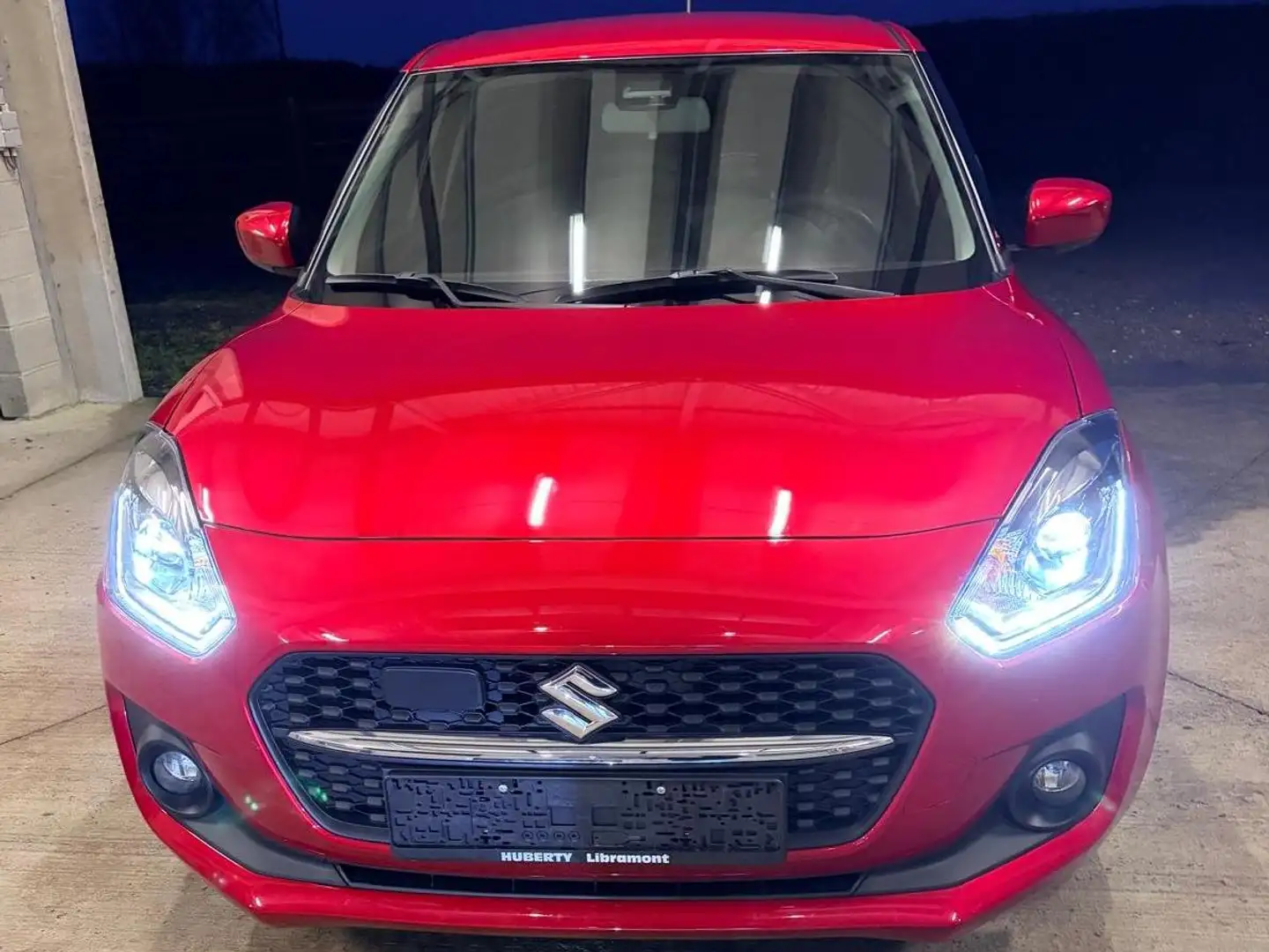 Suzuki Swift Swift 1.2i 4WD SHVS GL 12V Rood - 1