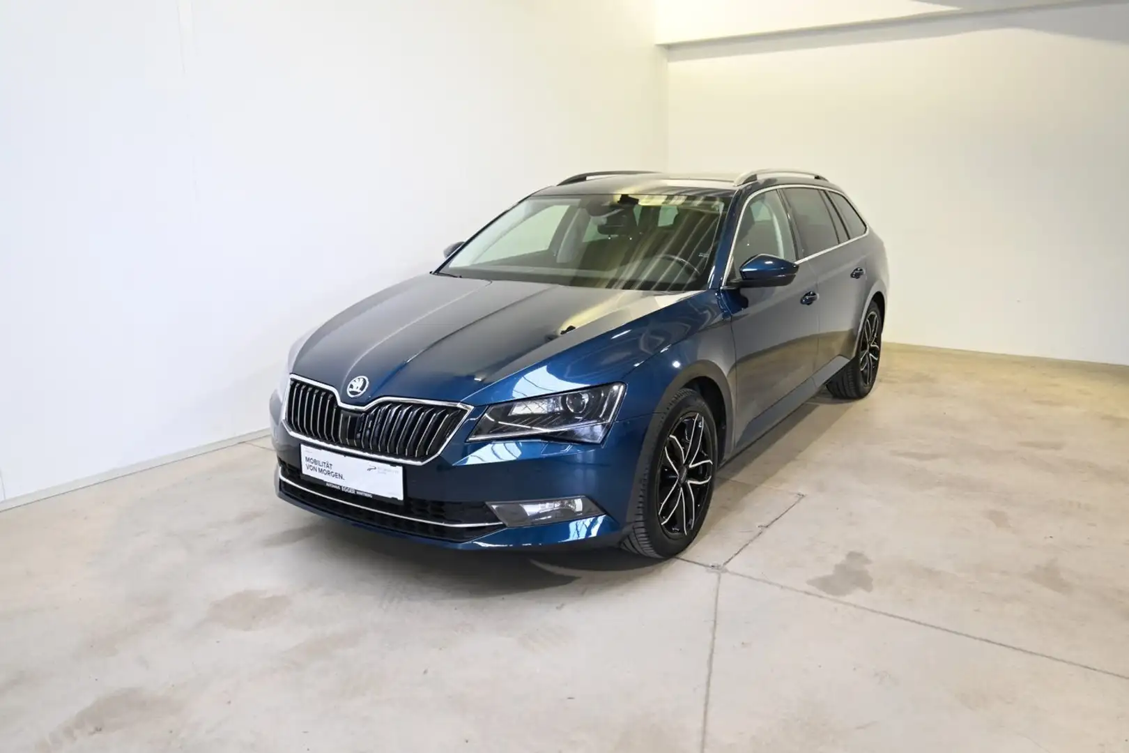 Skoda Superb 4x4 Style TDI SCR DSG Blau - 1