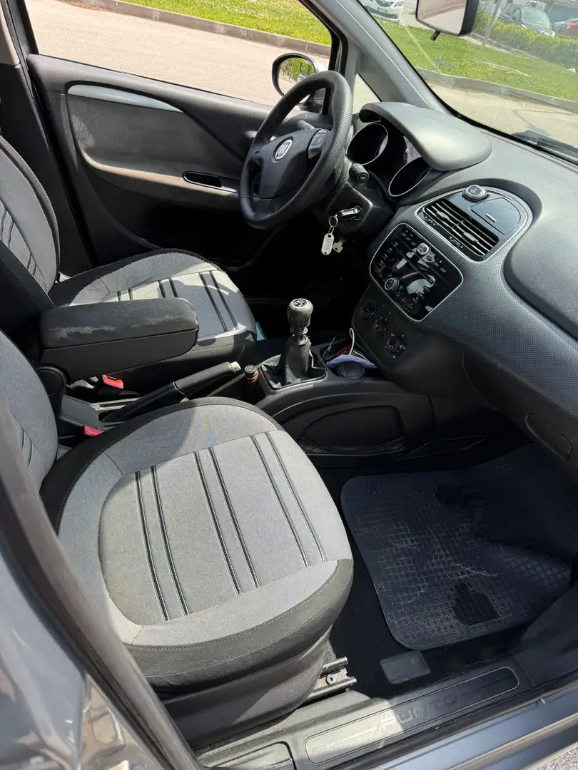 Fiat Punto Evo 5p 1.4 natural power Blue&Me 70cv - 2