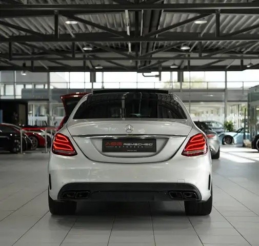 Mercedes-Benz C-Class view 8