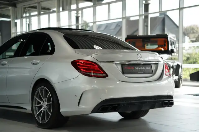 Mercedes-Benz C-Class view 15