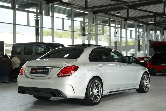 Mercedes-Benz C-Class view 7