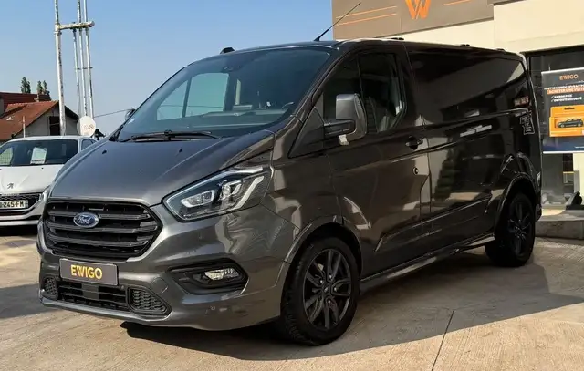 Ford Transit view 6