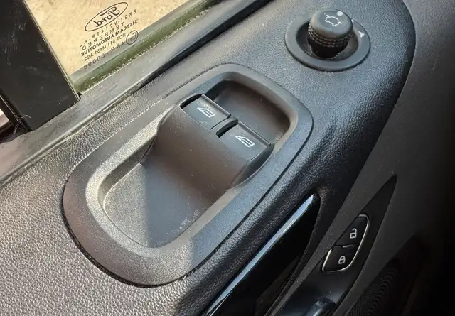 Ford Transit view 27