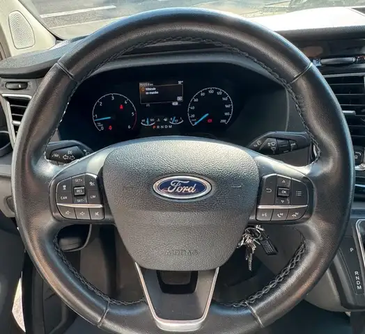 Ford Transit view 15