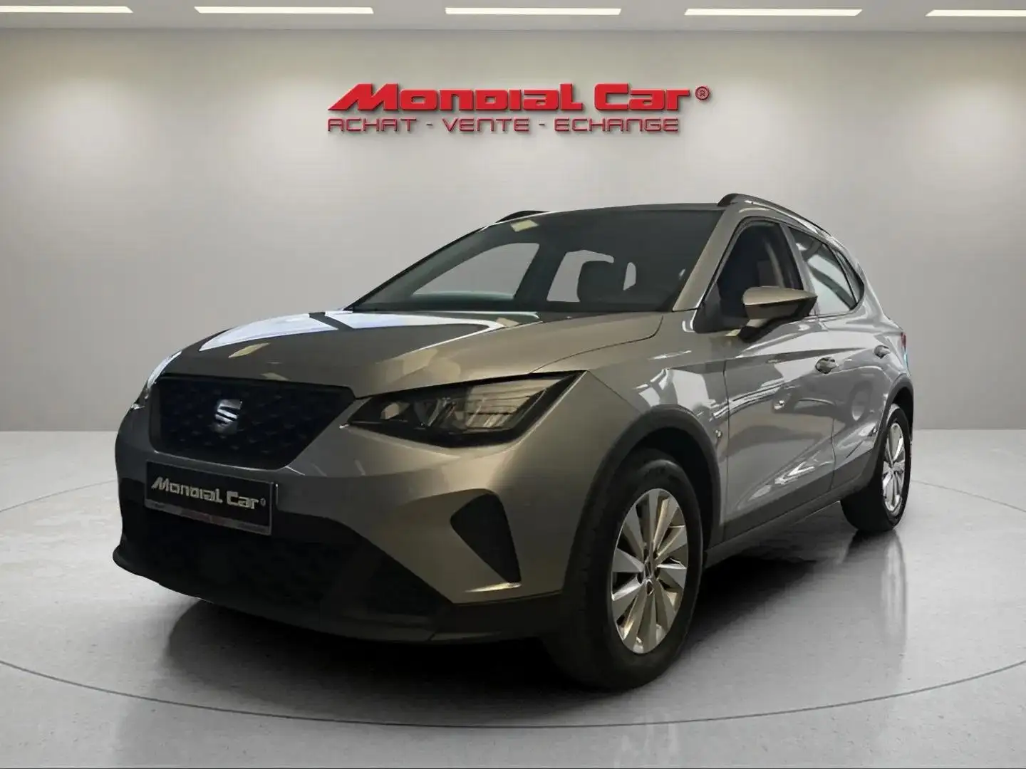 SEAT Arona Arona 1.0 TSI Style*Navi*CarPlay*13.222 € HTVA Gris - 1