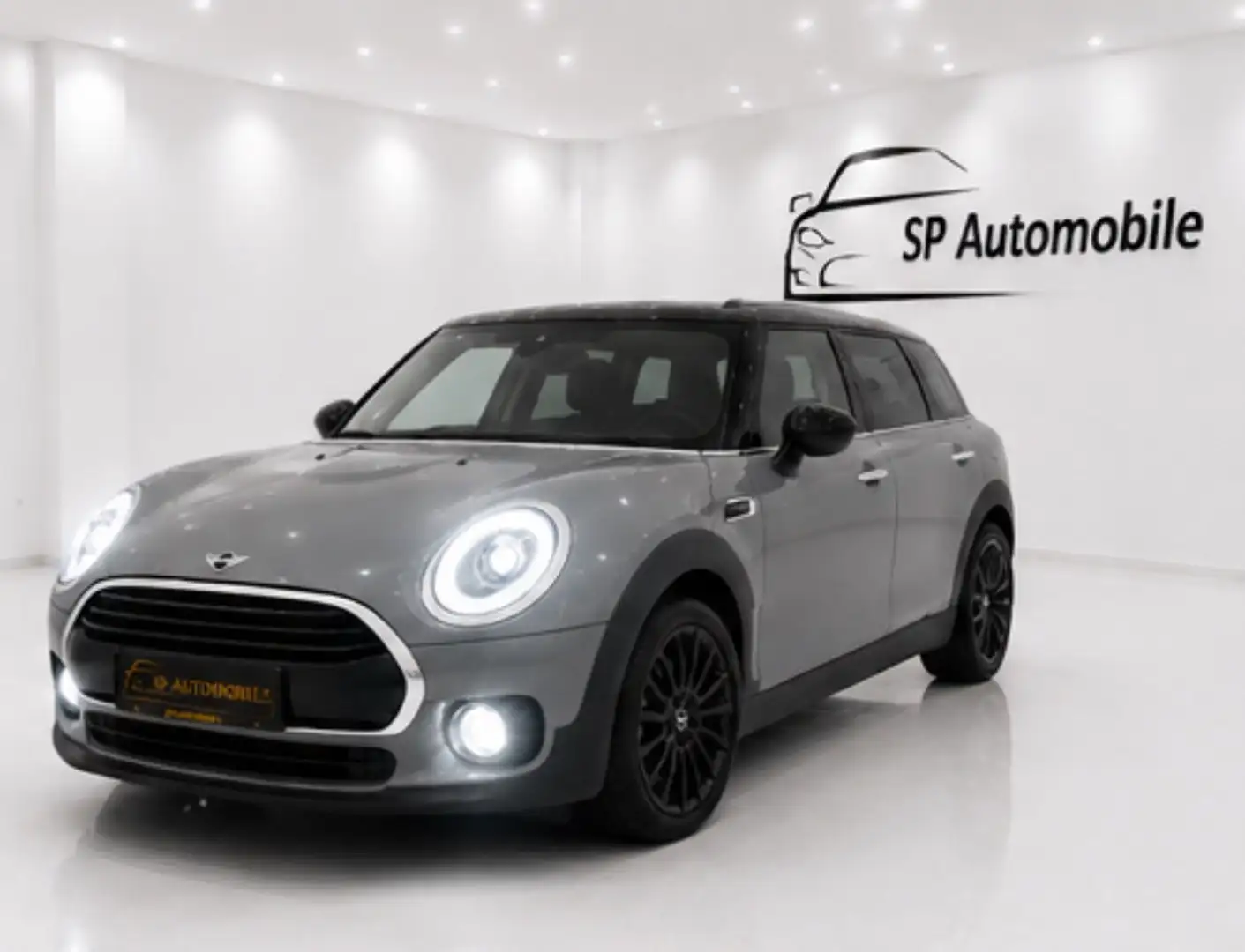 MINI Cooper Clubman MINI Clubman Cooper Grau - 1