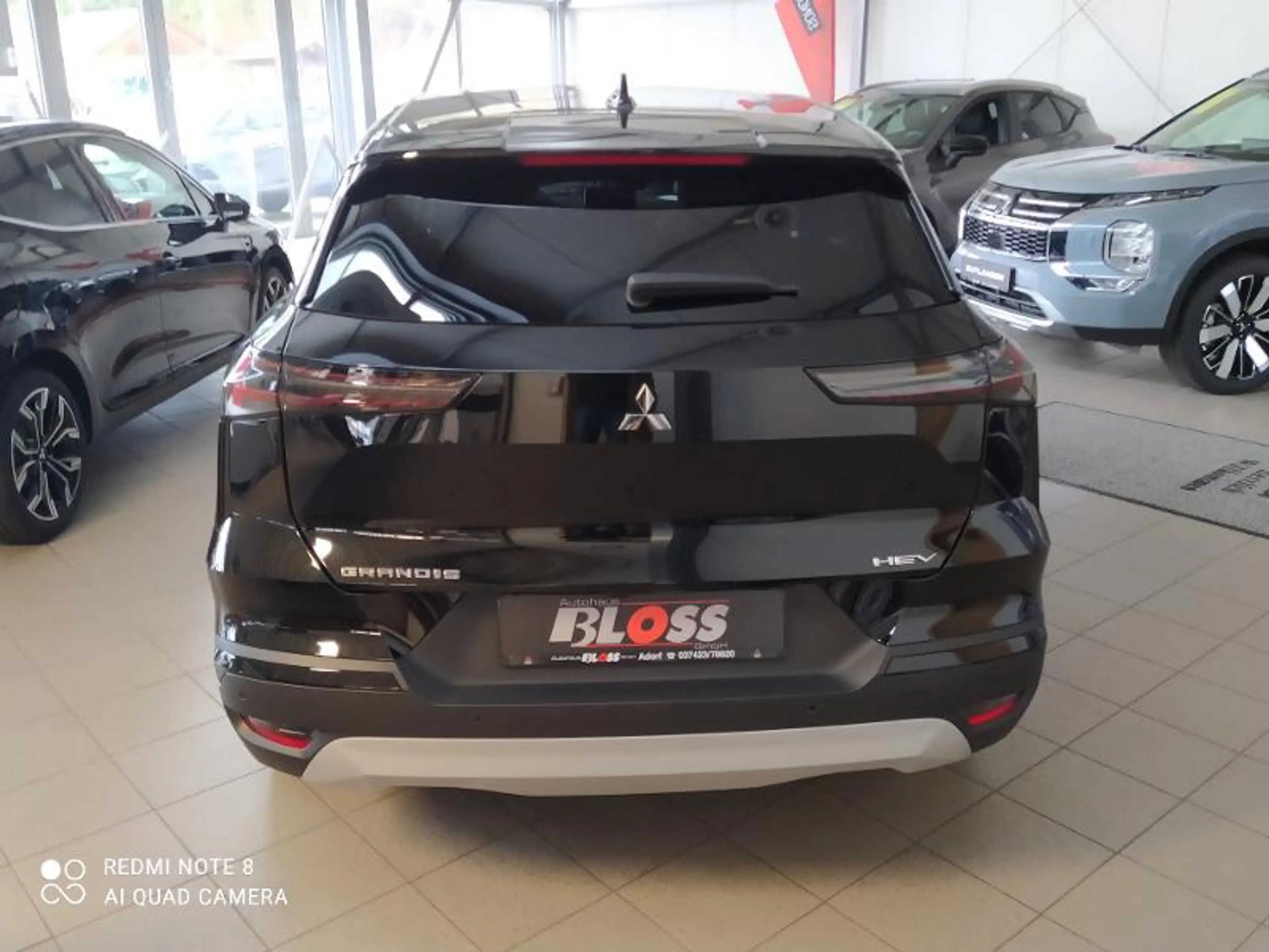Mitsubishi Grandis Intro Edition 1.8 Hybrid — photo 5