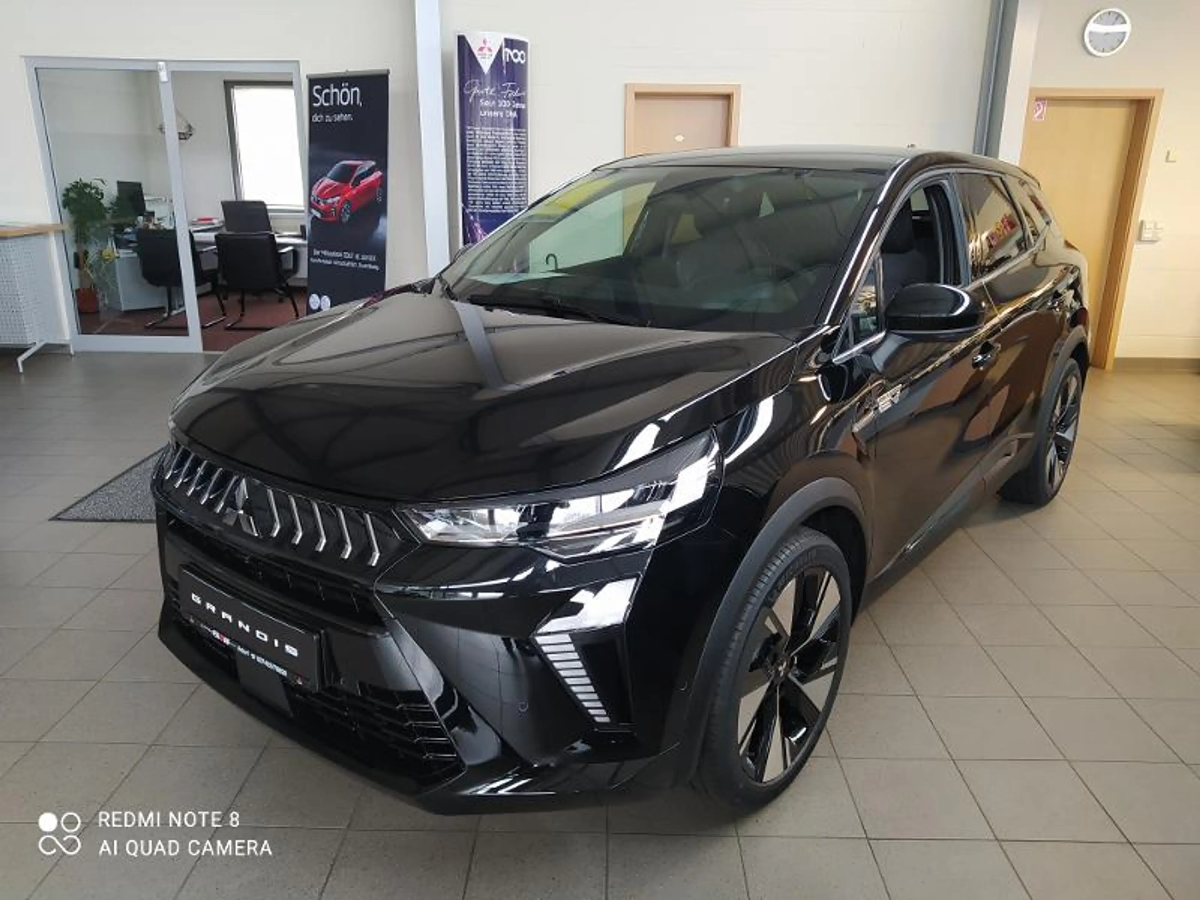 Mitsubishi Grandis Intro Edition 1.8 Hybrid