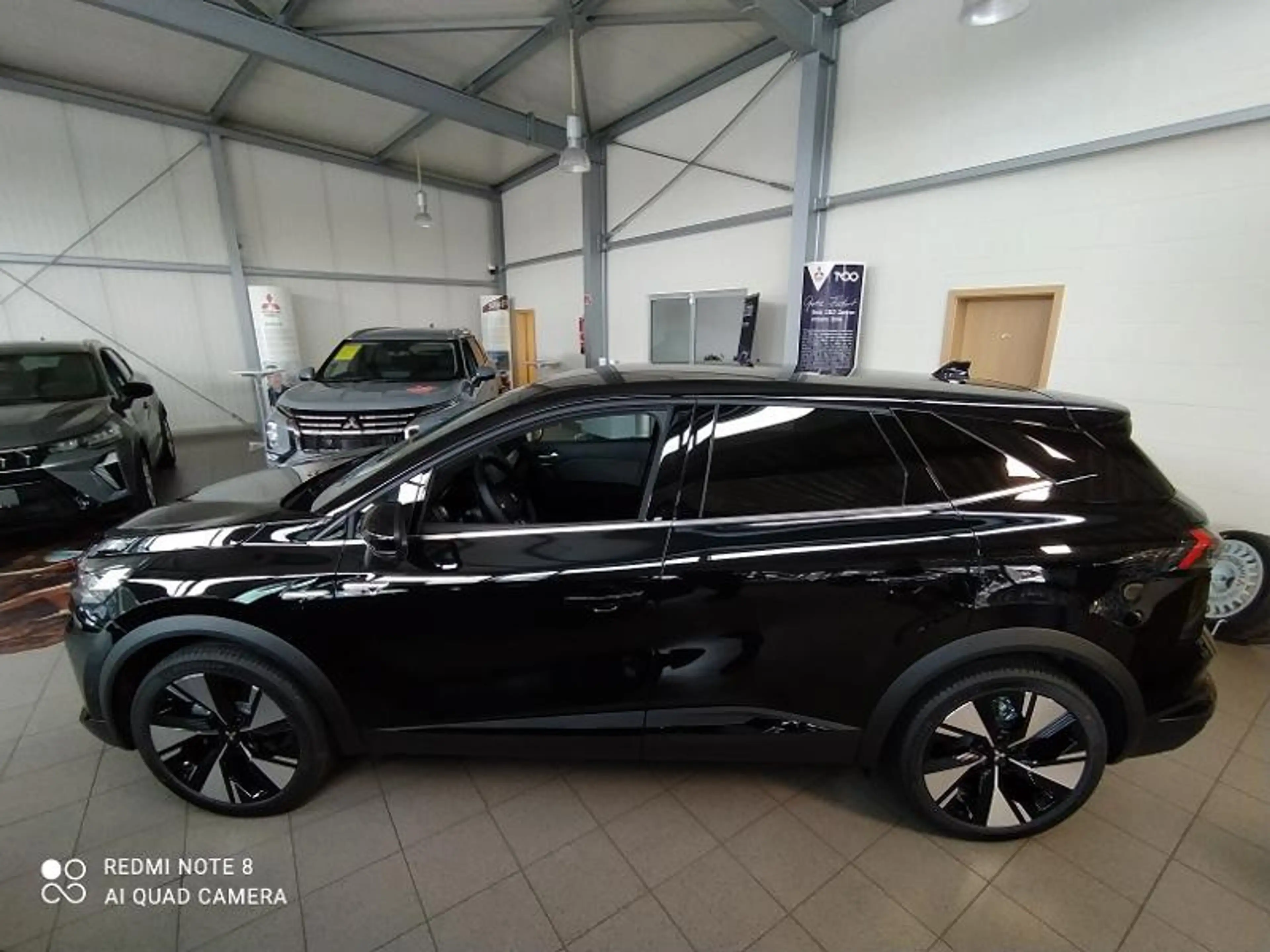 Mitsubishi Grandis Intro Edition 1.8 Hybrid — photo 3