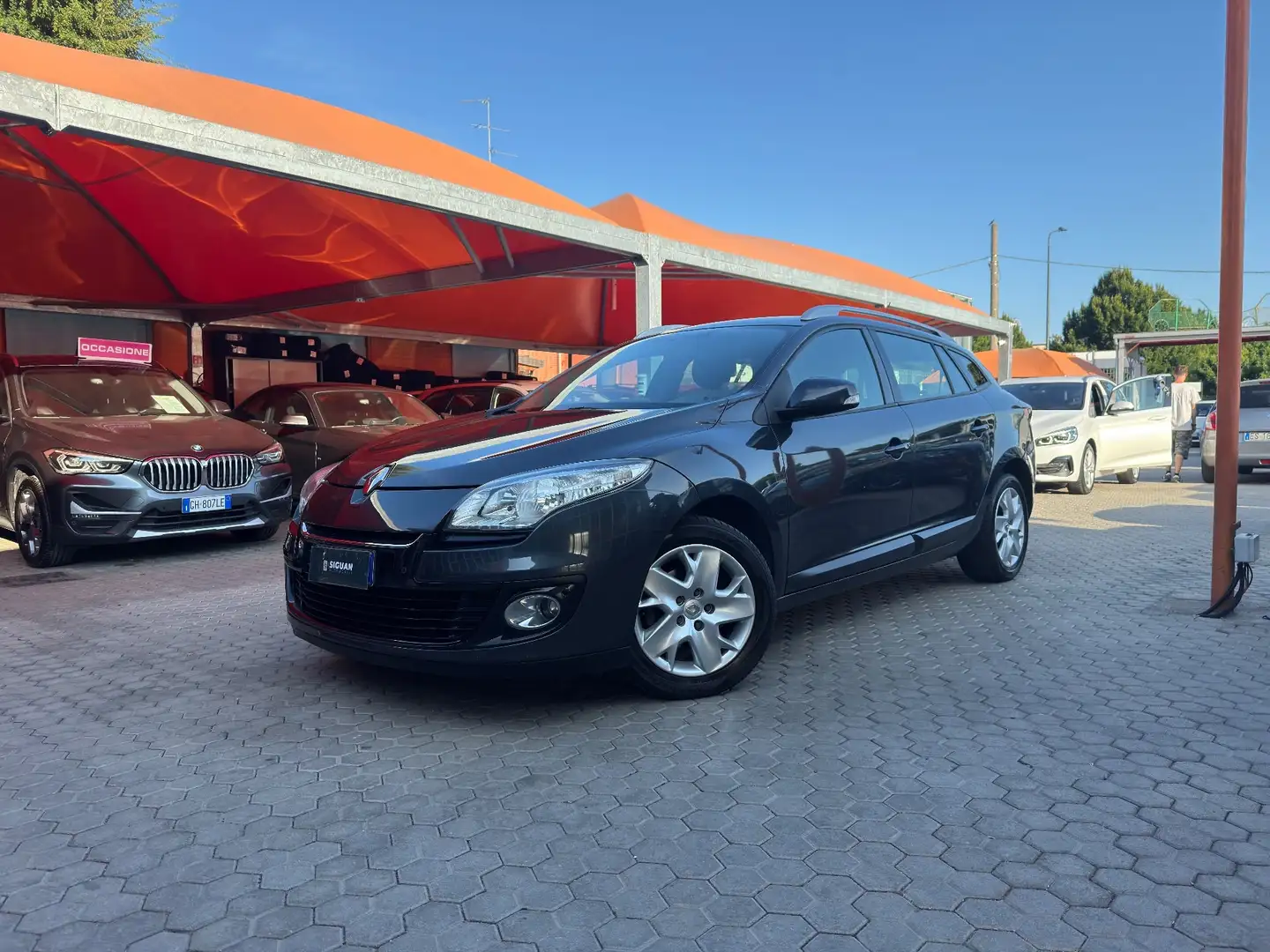 Renault Megane ADATTA A NEOPATENTATI 1.5 dCi 110CV EDC SporTour G Nero - 1