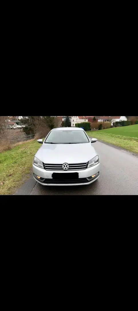 Volkswagen Passat 1.6 TDI BlueMotion Technology Comfortline - 1
