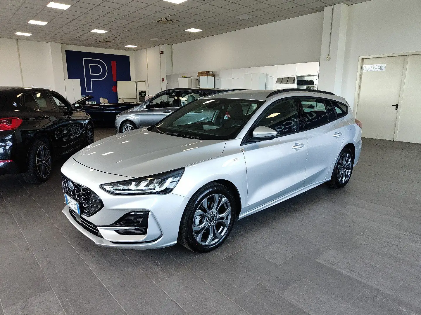 Ford Focus SW EcoBoost 125cv MHEV ST-Line Auto Navi Fari LED Argento - 1