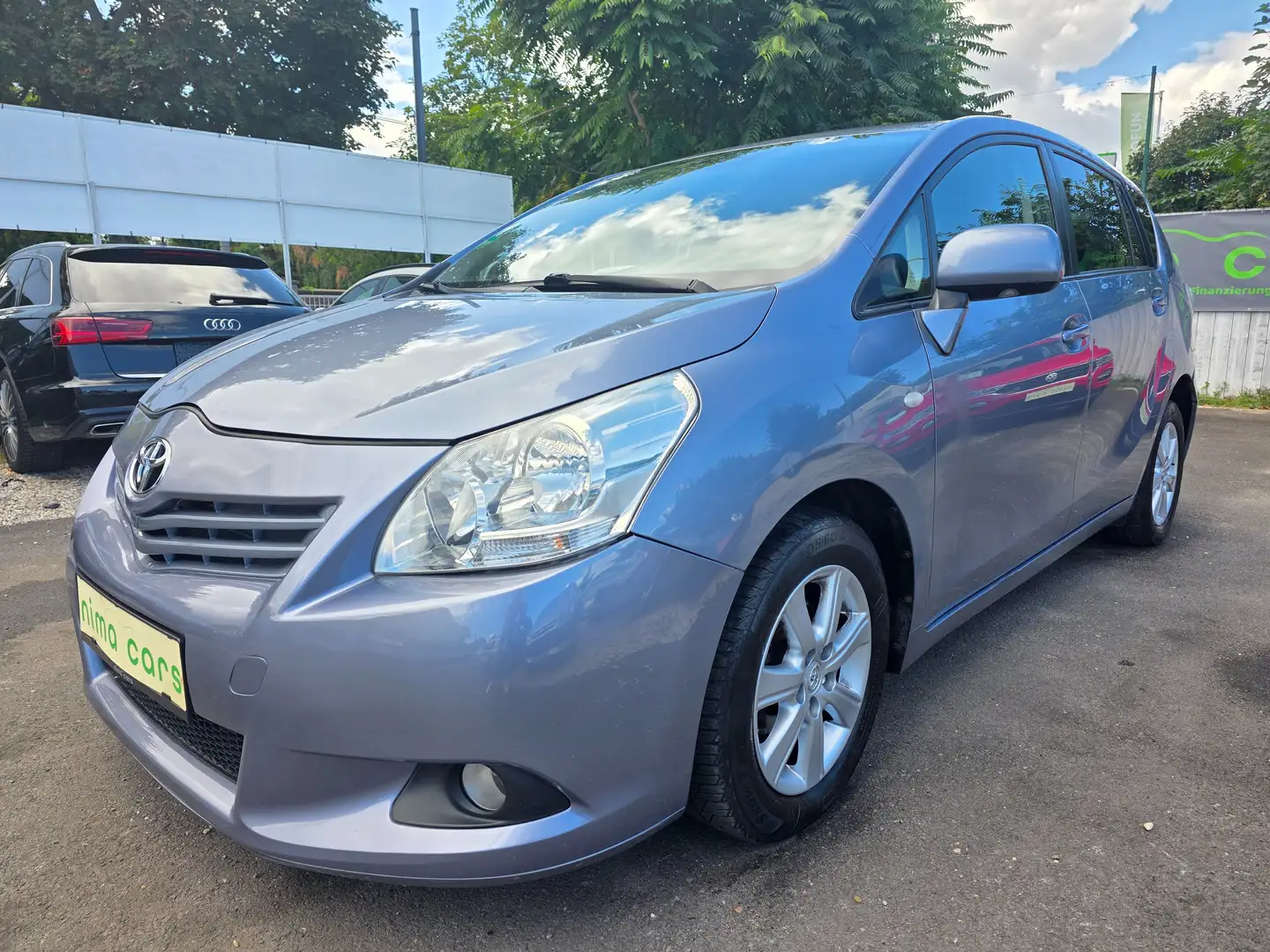 Toyota Verso 2,0 D-4D 125 Comfort DPF /Neues Pickerl / Keyless Grau - 1