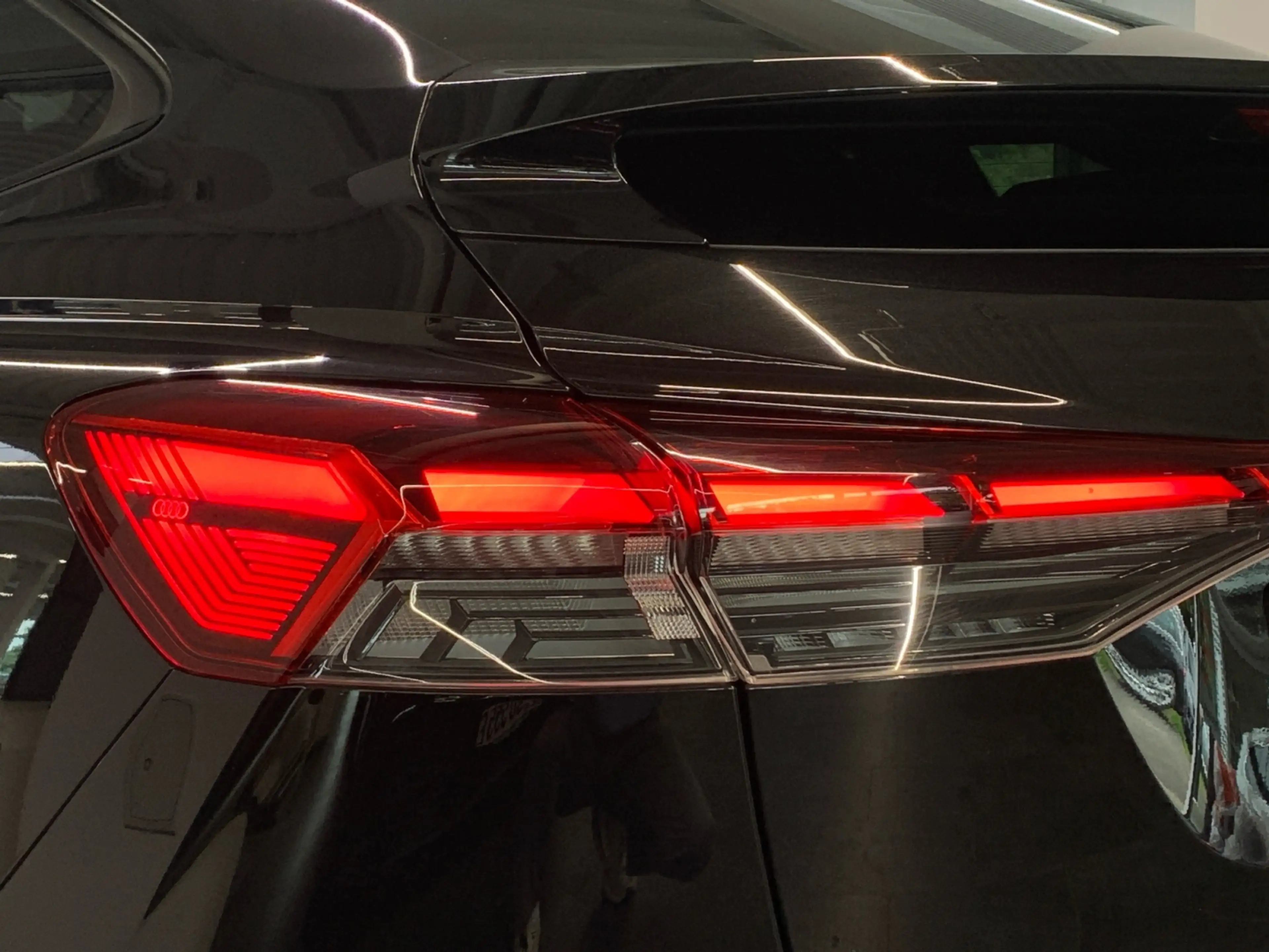 Audi Q4 e-tron Sportback 50 quattro S line AHK PANO SONOS — photo 26