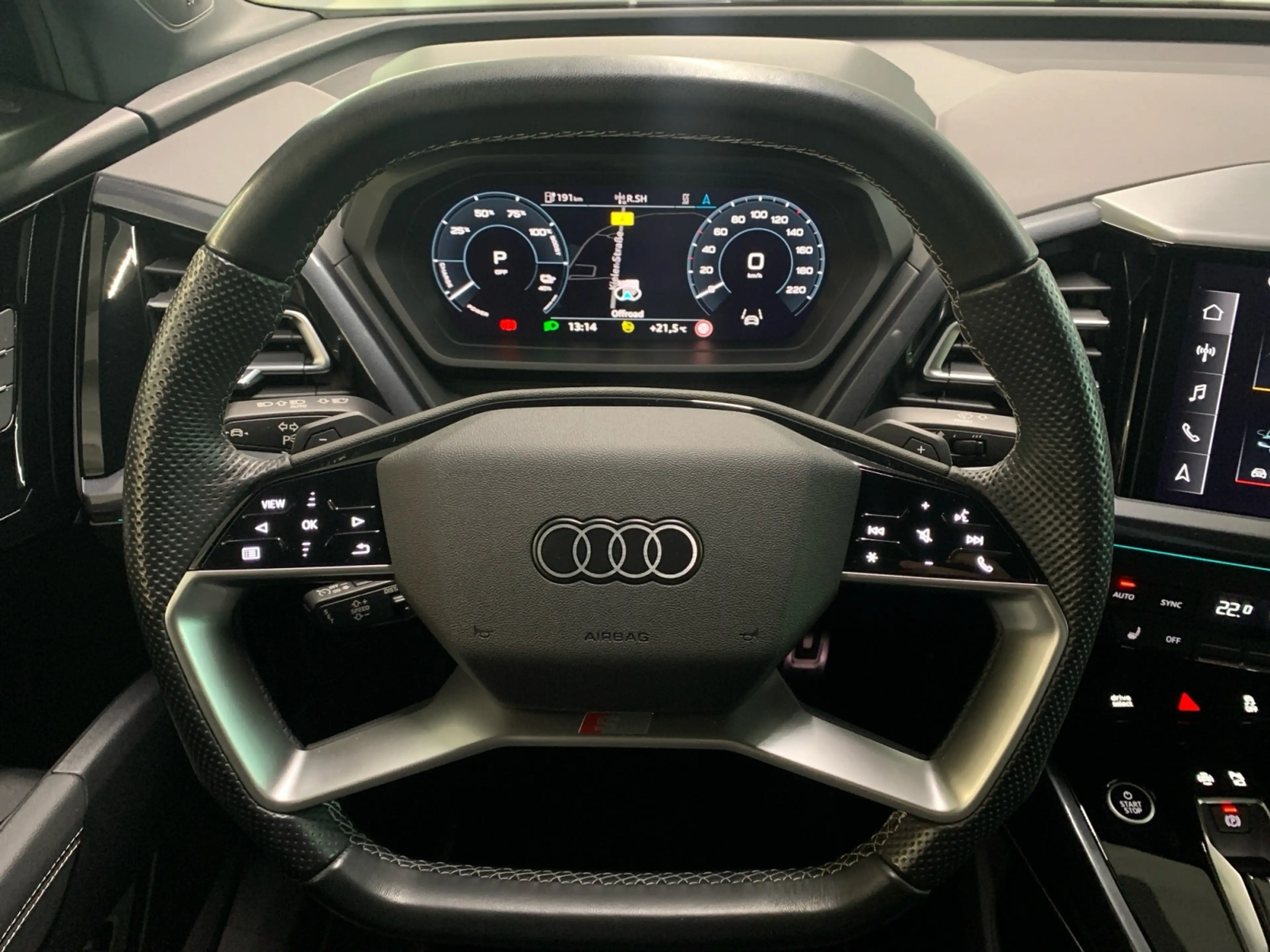 Audi Q4 e-tron Sportback 50 quattro S line AHK PANO SONOS — photo 16