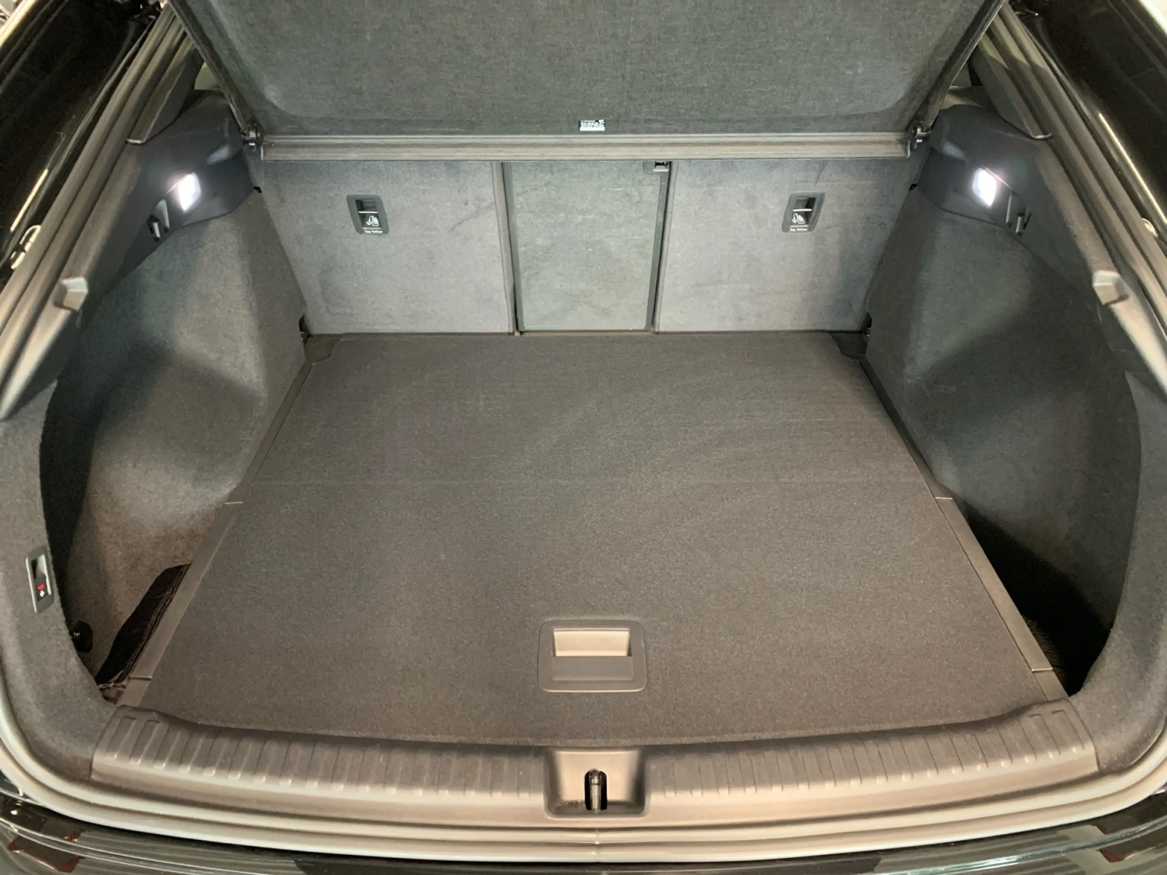 Audi Q4 e-tron Sportback 50 quattro S line AHK PANO SONOS — photo 24
