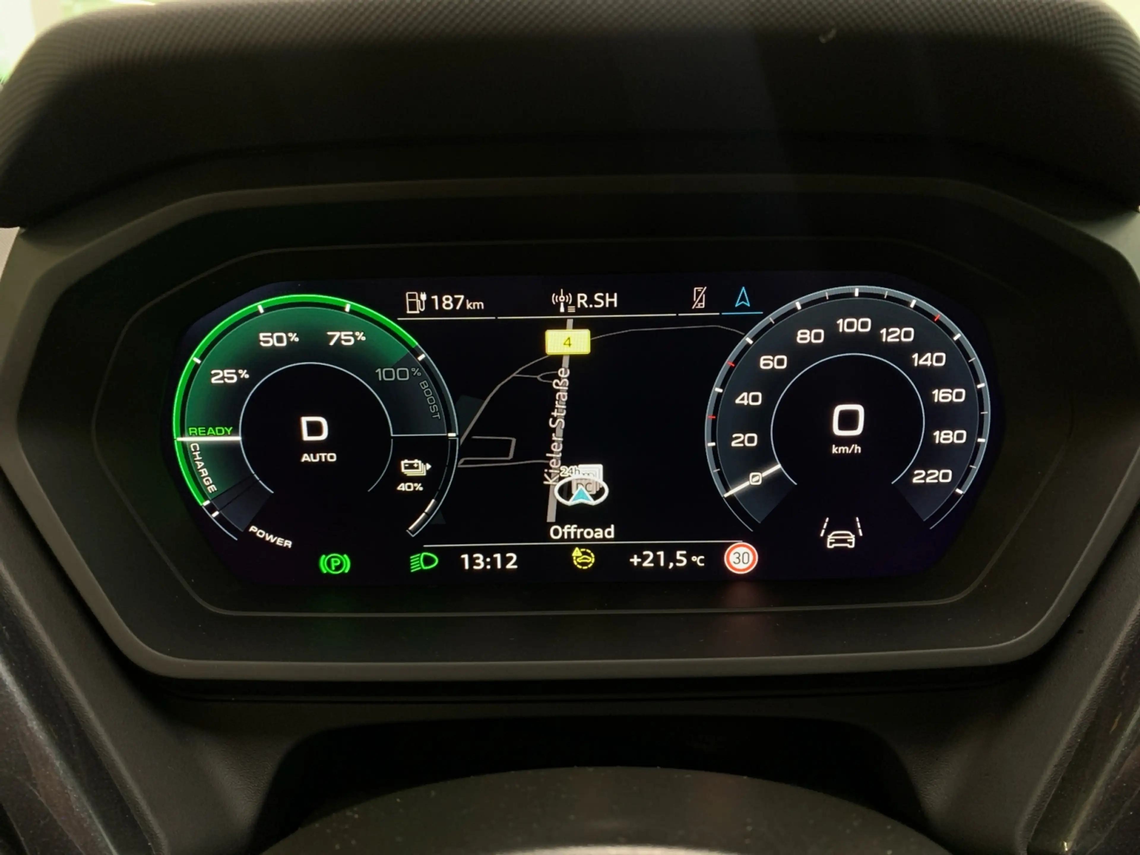Audi Q4 e-tron Sportback 50 quattro S line AHK PANO SONOS — photo 17