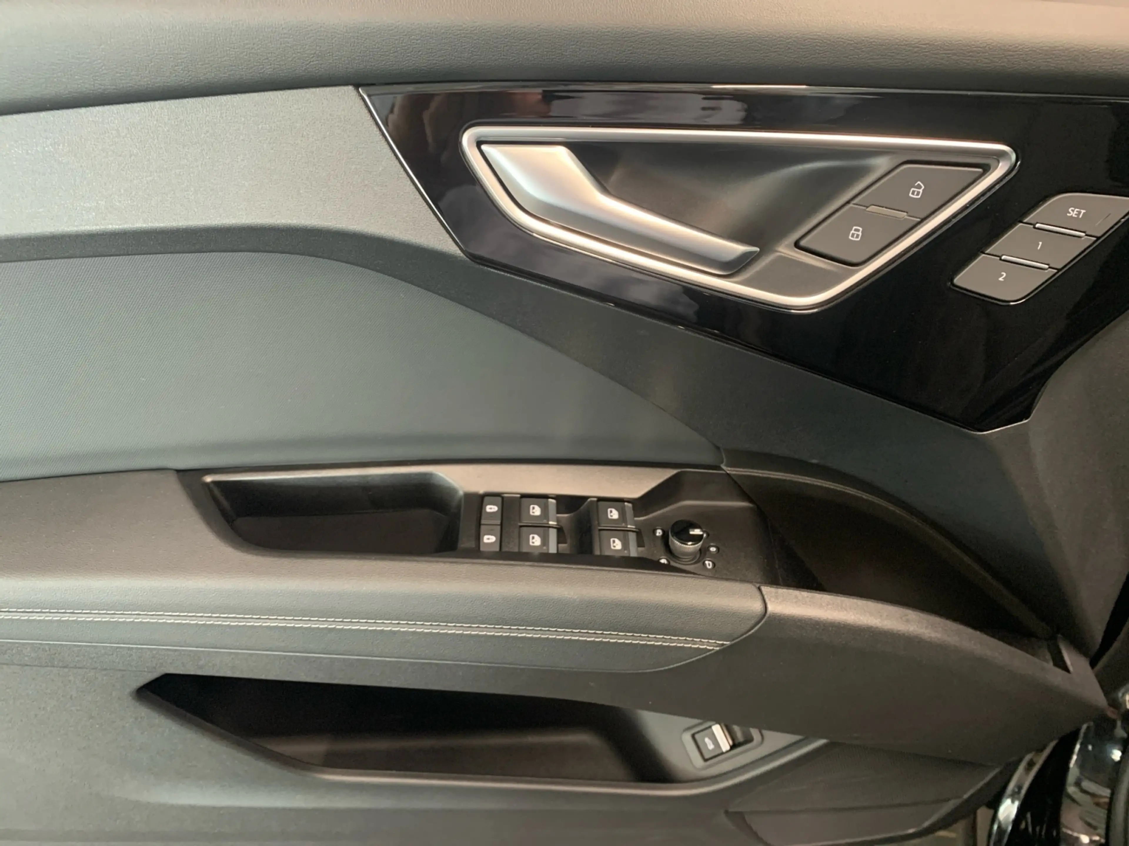 Audi Q4 e-tron Sportback 50 quattro S line AHK PANO SONOS — photo 23