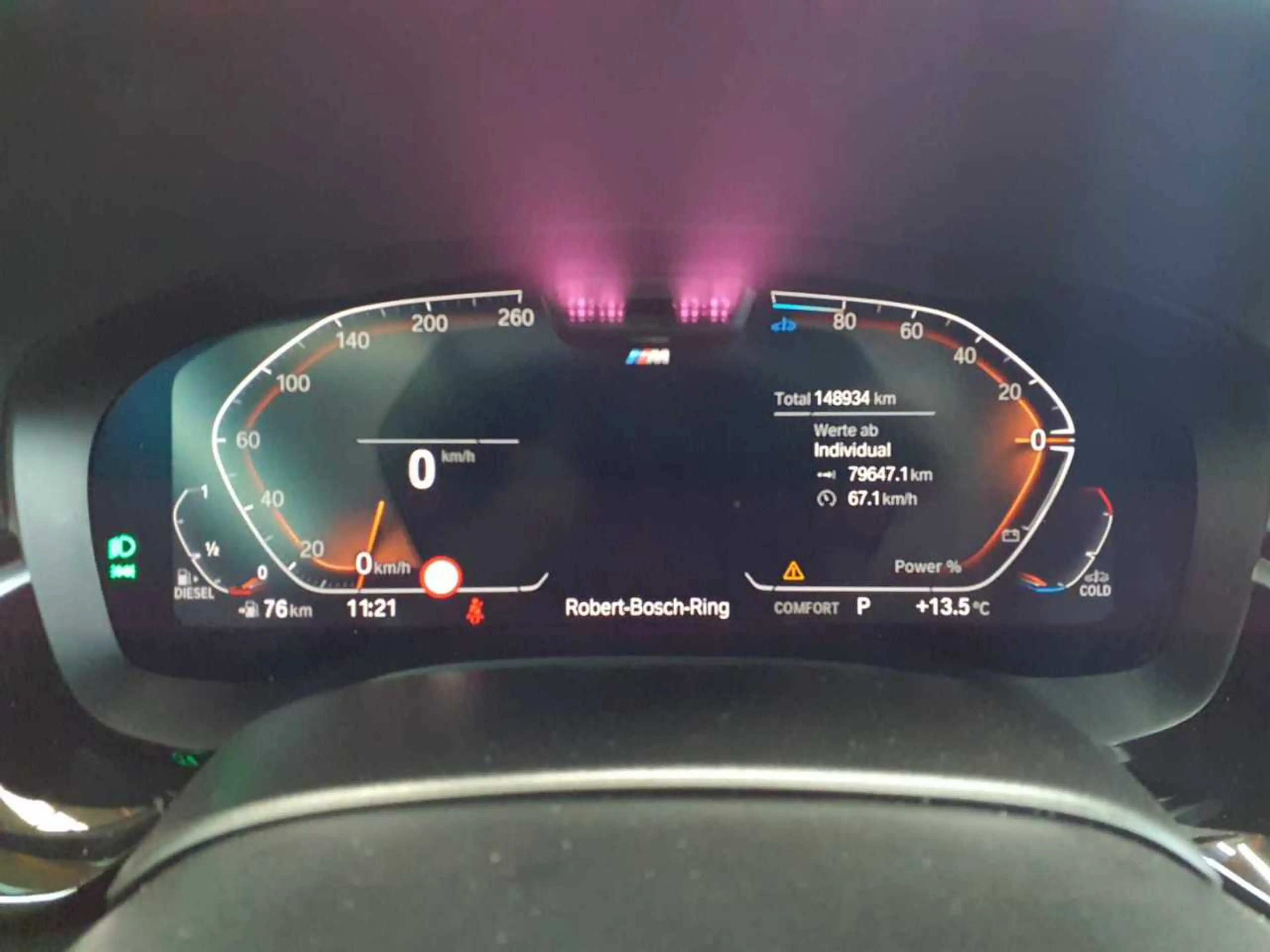 BMW 520 520d Touring Aut. M Sport Navi Leder AHK HuD — photo 11
