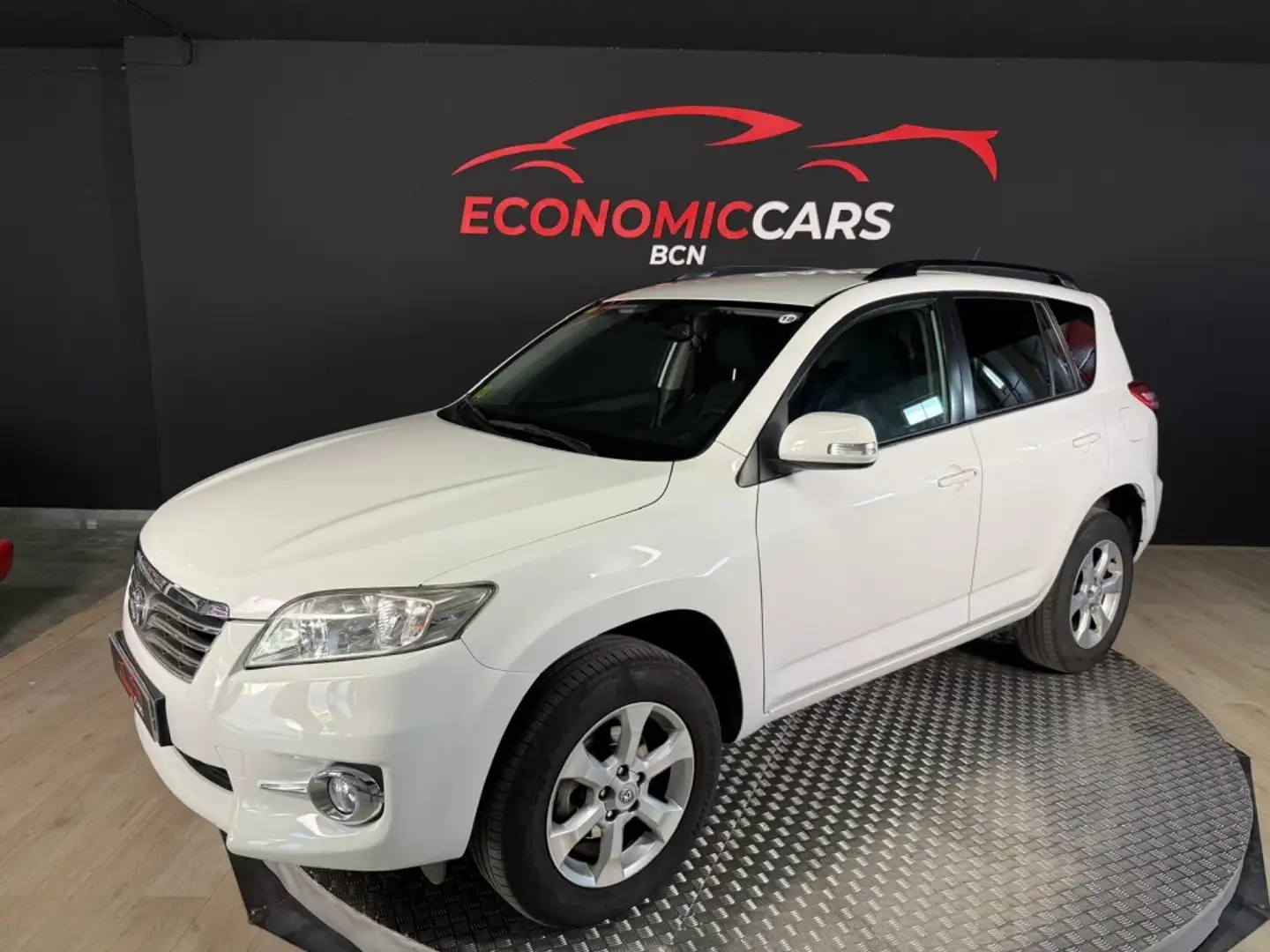Toyota RAV 4 2.2D-4D Active 4x2 Blanc - 2
