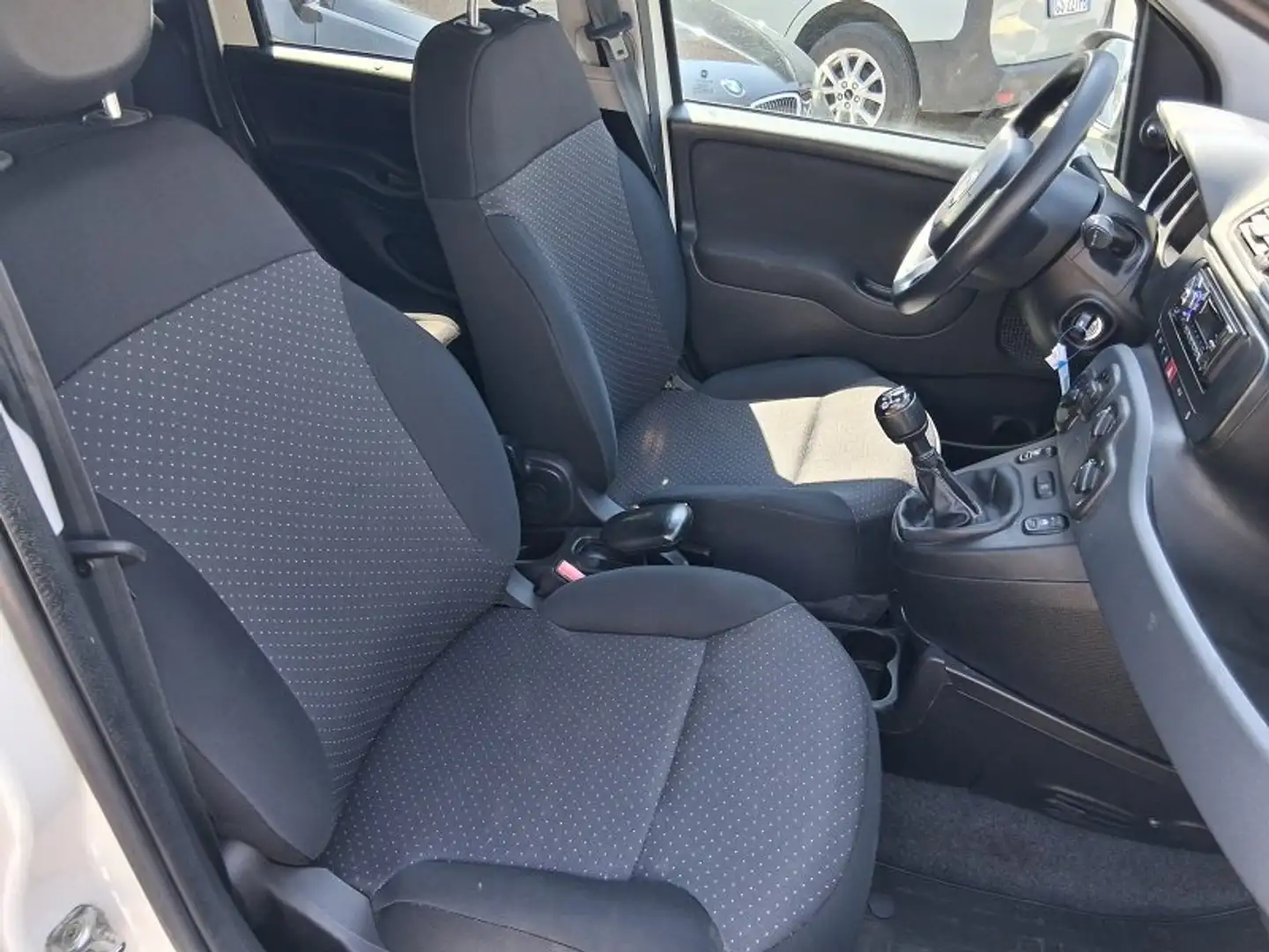 Fiat Panda 1.3 mjt 16v Easy s Weiß - 2