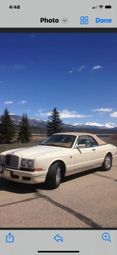 Bentley Azure 6.8 - 1