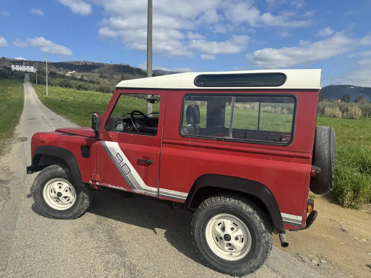 Land Rover Defender 90 2.5 td Hard Top, foto 2