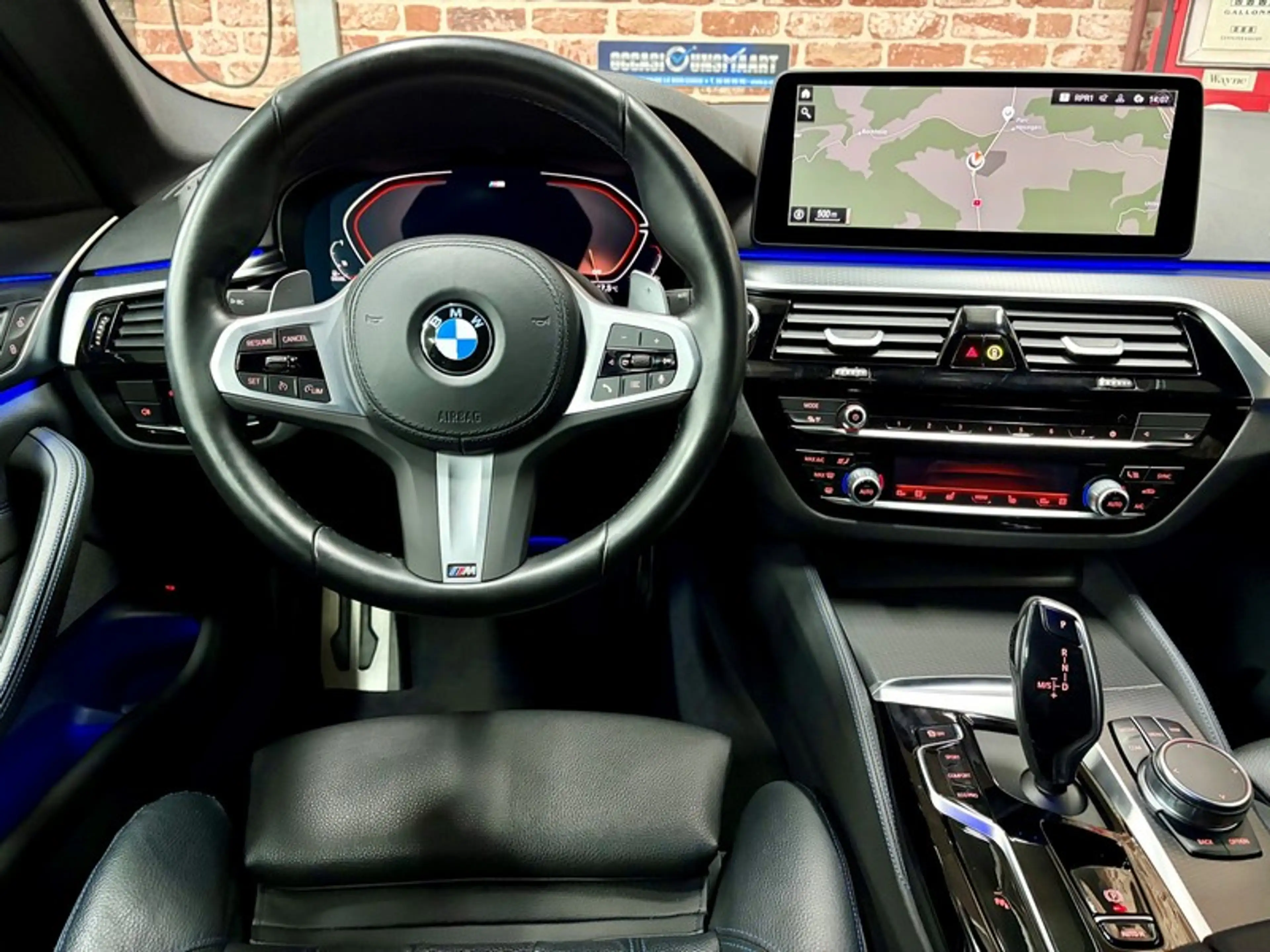 BMW 520 520dA Touring 2.0 190cv Auto xDive M-SPORT — photo 4