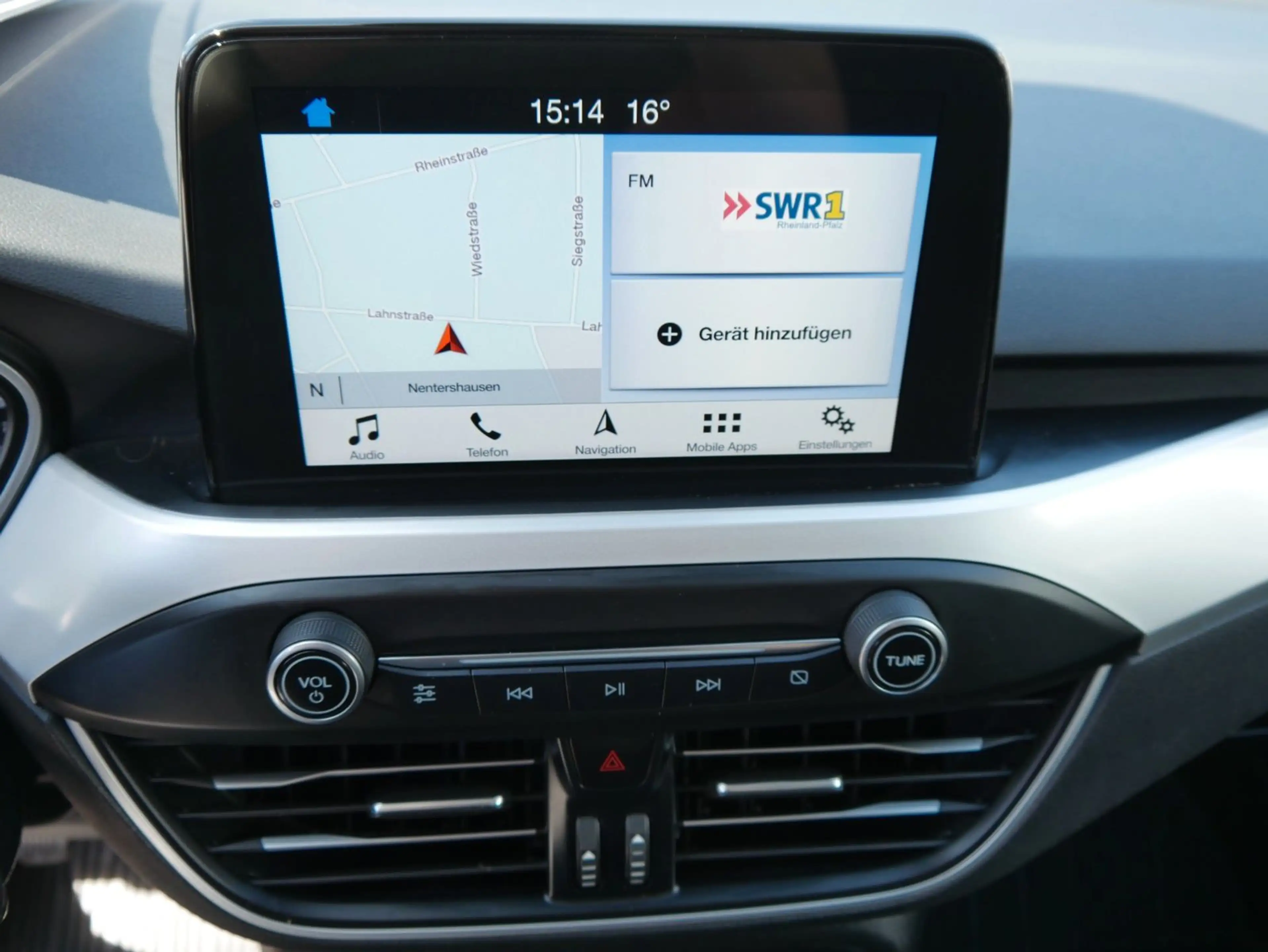 Ford Focus Cool & Connect 5-türig + Winter + Navi — photo 7